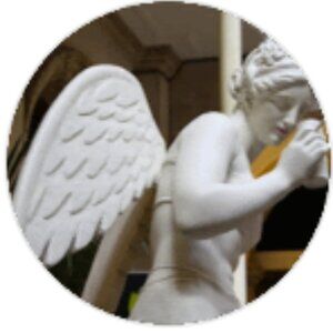 Moxieandwine is Live!